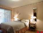Master Bedroom: 15ft X 10ft